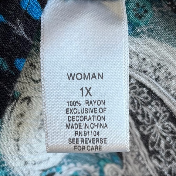 •Dress Barn• Long Sleeved Embellished Tunic Top - Size 1X - Picture 6 of 9